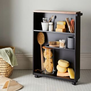 😍 😍 Štíhlý, elegantní a stylový koupelnový vozík S tímto minimalistickým, diskrétním pojízdným vozíkem vám nikdy nedojdou...